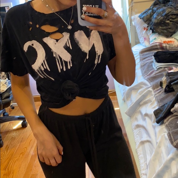 Distress top - Picture 2 of 2